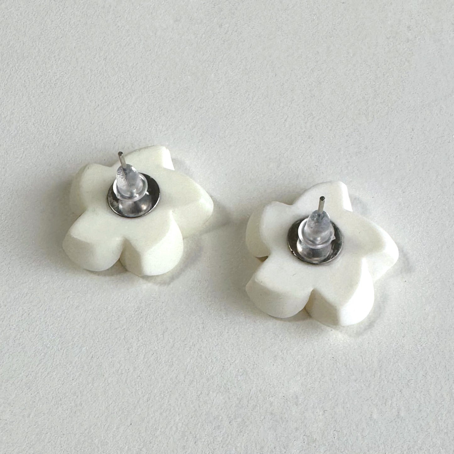 プルメリア ピアス